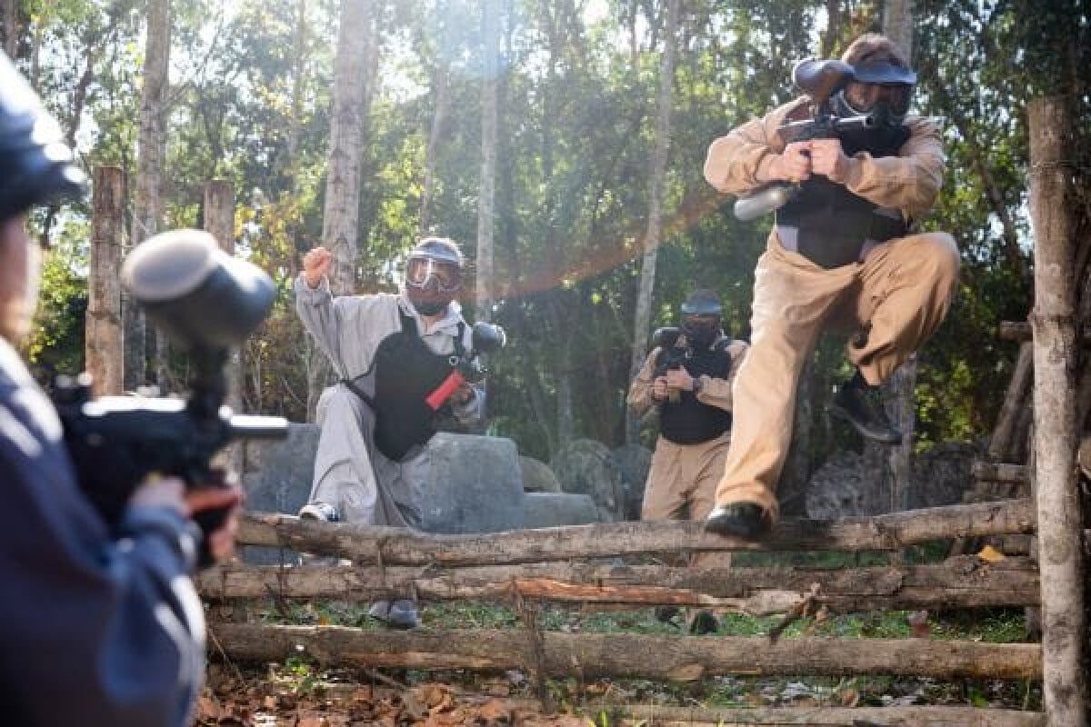 10 Ide Aktivitas Seru untuk Outing Kantor Berkesan